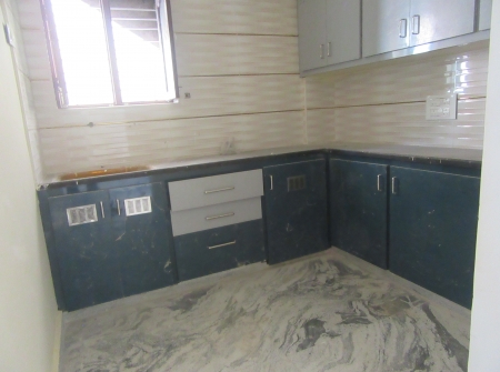 3) Li id 332 - First Floor Kitchen.JPG